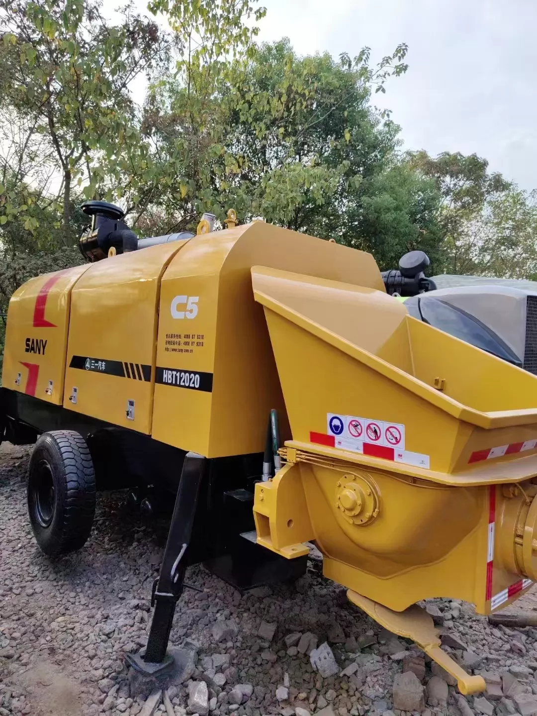 2022 hbt12020 bomba de concreto para reboque usada bomba estacionária para construção