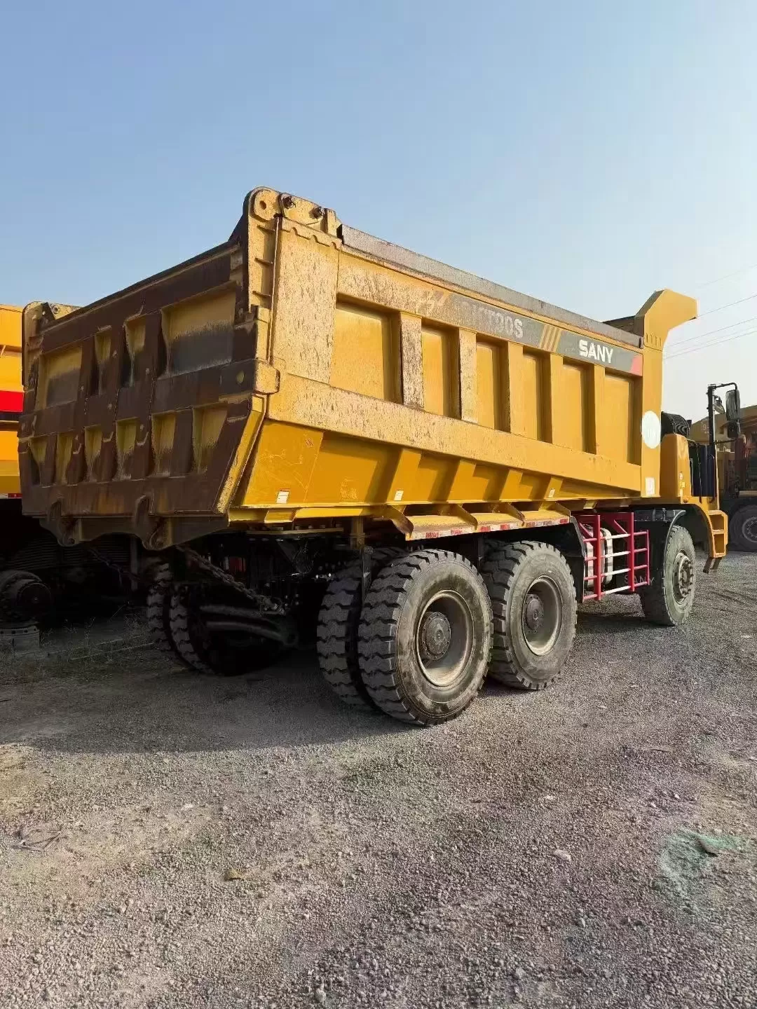 sany skt90s 6x4 60ton caminhão off-road de carga útil fora de estrada caminhão basculante de mineração de corpo largo